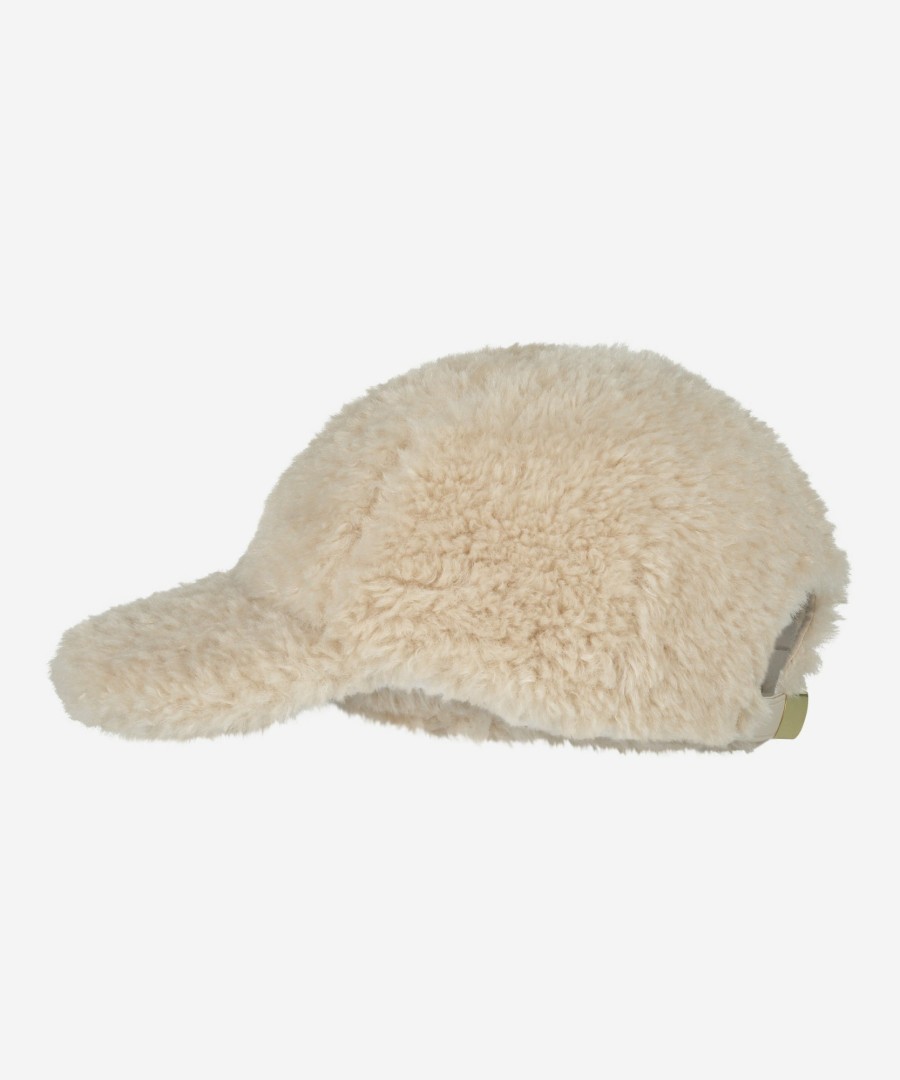 Ibana Cap Faux Fur Creamy White Wholesale